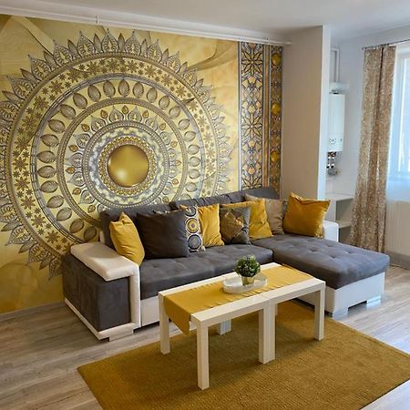 Harmony Apartment ซินายา ภายนอก รูปภาพ