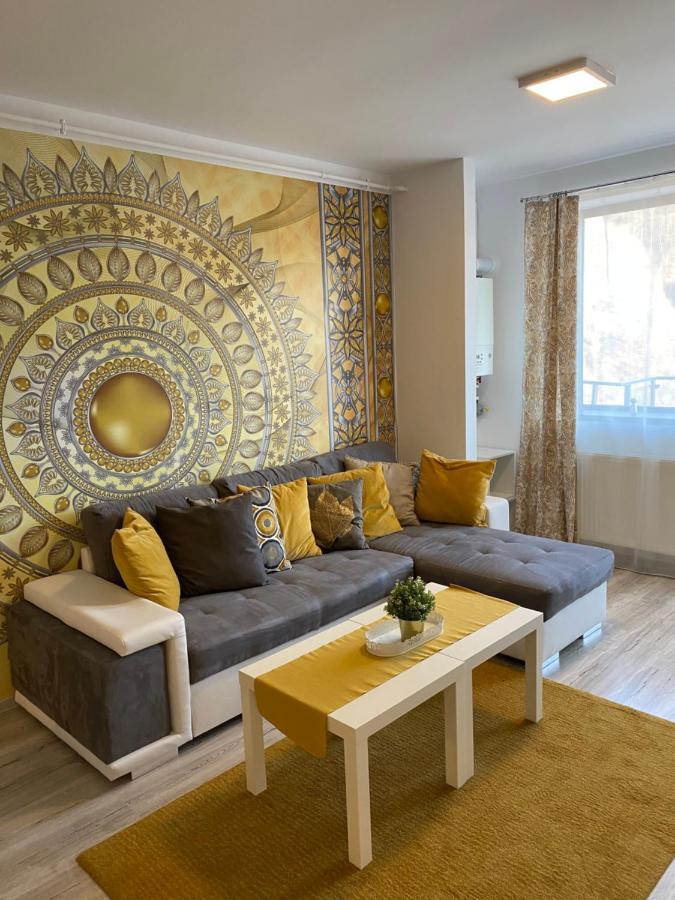 Harmony Apartment ซินายา ภายนอก รูปภาพ