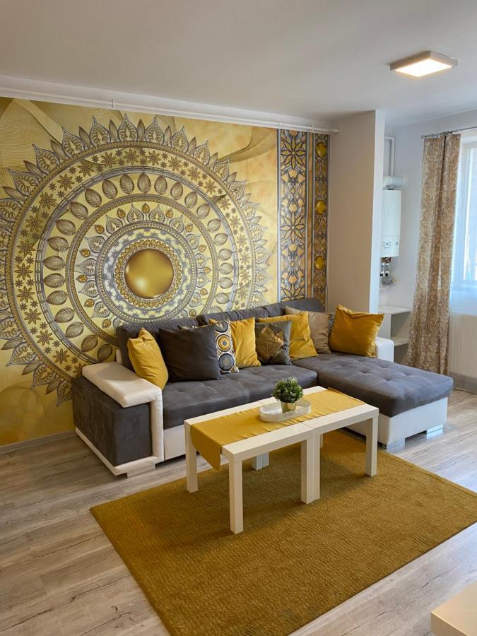 Harmony Apartment ซินายา ภายนอก รูปภาพ